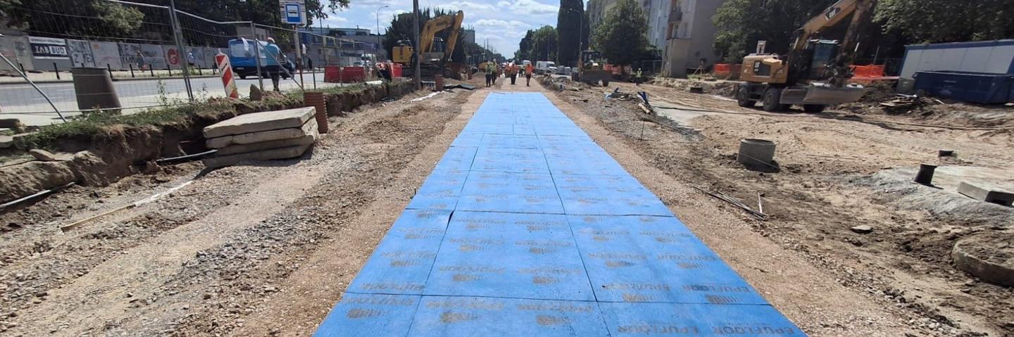 EPUISORAIL noise-reducing mats on the new fast tram line in Warsaw.