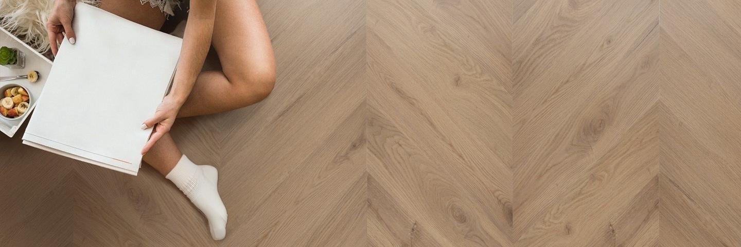 VinylTechLab presents the Chevron collection. French herringbone in a vinyl version.