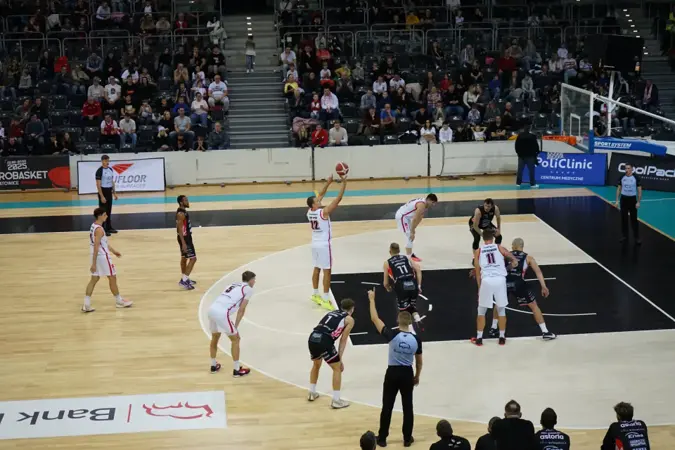 Hoopncourt